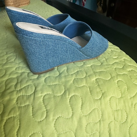 New condition denim wedges - Picture 2 of 6